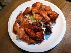 脆皮红子鸡（一只）-童年小筑餐厅(申花路店)
