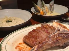 -MONICH牛排融合餐厅(和义大道购物中心店)