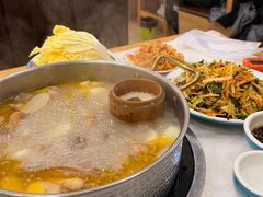 -朴小妹人参鸡汤火锅(长白山万达店)