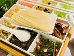 -野山舂·贵州现舂酸汤牛肉(民生路店)