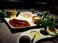 梧桐四味烤鸭-梧桐北京烤鸭·铜锅涮肉(海岸城店)