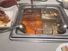 -海底捞火锅(关山保利店)