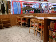 大堂-全牛道·川小馆乐山跷脚牛肉(国金中心店)