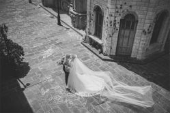 欧美时尚-巴黎婚纱摄影工作室