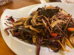 -小厨子私房菜·云南美食店