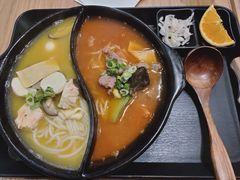 海鲜金汤米线-东家火锅米线 Boss D - Hot Pot Rice Noodle