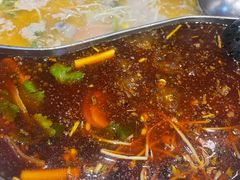 -肖肖酸萝卜鱼火锅(总店)