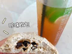 珍珠-顶东面包花园·生日蛋糕(世博店)