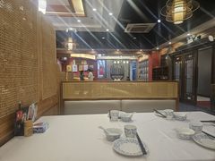 -围龙屋客家食府(福田店)