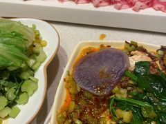 -海底捞火锅鲜切牛肉主题店(长寿路店)