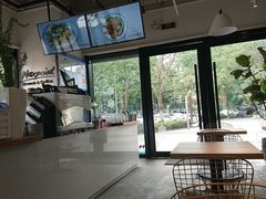 靠窗位-Maxpoint Kitchen 西餐咖啡(乐峰广场店)
