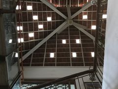 -Cuc Gach Quan Restaurant