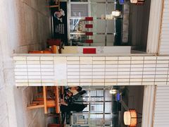 -鸿浩扒猪脚米线