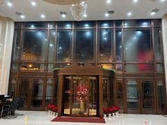 -碧中海汤泉汗蒸酒店