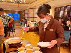 龙虾汤泡饭-利苑酒家(宜安广场店)