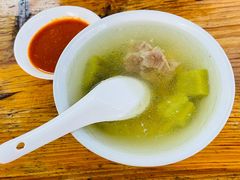 苦瓜黄豆炖龙骨汤-林尧隆江猪脚饭店(东门店)