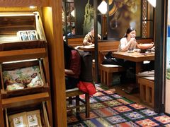 大堂-云海肴·汽锅鸡·云南菜(天山百盛优客店)