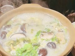 -聚汇三少·龙虾·中餐厅(莫邪路新天地店)