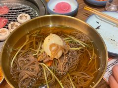 -明洞阿姨·韩式酱蟹烤肉·创意料理(三元桥店)