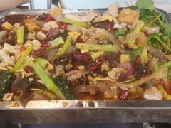 -后街佬·炭火鲜鱼杂(南城店)