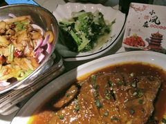 -小凤庭·地道湖北菜武昌鱼·藕汤(38年黄鹤楼店)