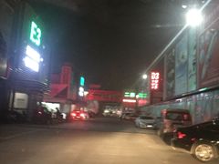 -24小时汽车搭电补胎(五方桥店)
