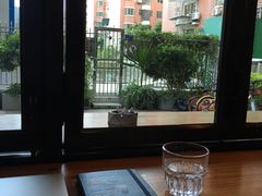 -转山咖啡(松柏社区店)