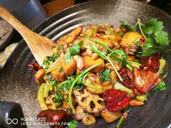 -辣尚瘾·烤鱼·新川菜(交大直营店)