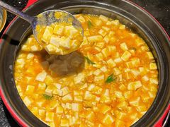 蟹粉烩豆腐-爱玲EILEEN(环球金融中心店)