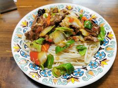 -歹歹的加个面过油肉拌面
