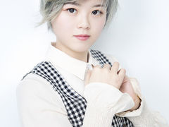 -粤港芭莎美容美发化妆学校