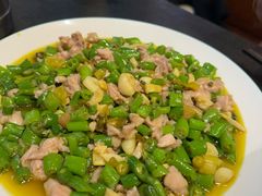 -万重锦·人文川菜馆(骡马市店)