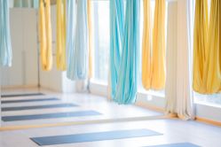 -一伽瑜伽·普拉提