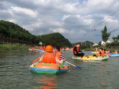 -仙山谷激浪漂流