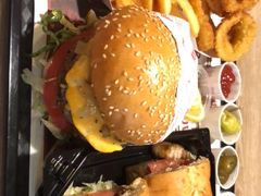 -The Habit Burger Grill 哈比特汉堡(复兴soho店)