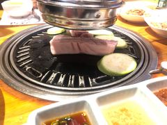 -唯成•韩国炭火烤肉 유성고기