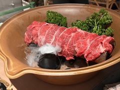 -三出山火锅(南京万象天地店)