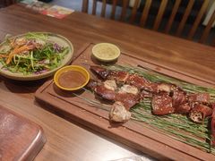 -良米山·云南野生菌过桥米线(上海首店)