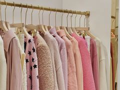 -nana showroom娜娜家服装店
