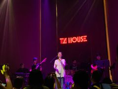 -TZ House音乐现场(来福士中心店)