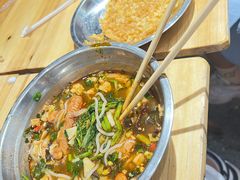 -柳州肥姨妈大骨螺蛳粉(曹路店)