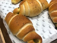 -沁屋面包店(人民东路店)