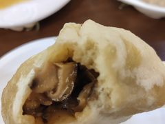 香菇肉包子-张包铺(关东古巷店)