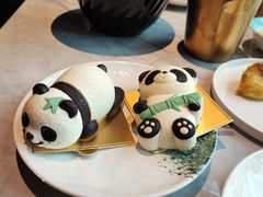 -雍容荟帝王蟹活龙虾展台自助(IFS黑金店)