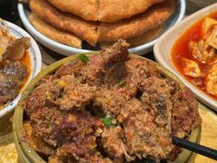 -肖四女乐山跷脚牛肉(滨江天街店)