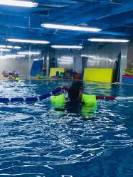 -子木乐园婴儿游泳馆(水晶港店)