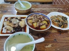 -朱大嘴肥肠血旺(福字街店)
