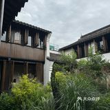 一座老宅，一杯咖啡☕️，躺平一下午