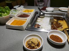 -海底捞火锅(海宁路店)