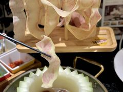 -得意咚瓜·顺德鱼生·冬瓜火锅(深圳首店)